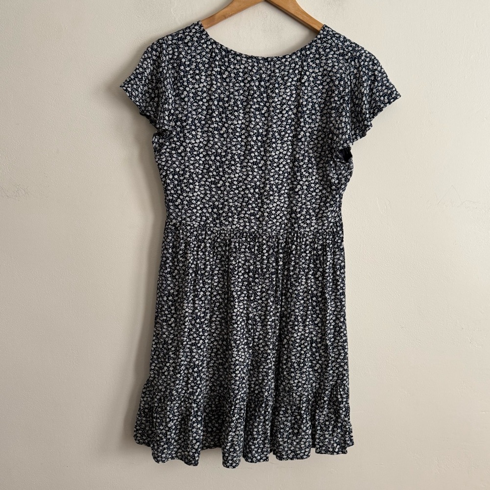 Hello Molly Floral Mini Dress Button Front V Neck Flutter Sleeve Size 8 - Picture 7 of 7